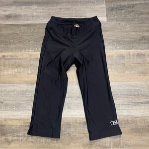 Nishiki Women's Padded Cycling Capris Size S Capri Leggings